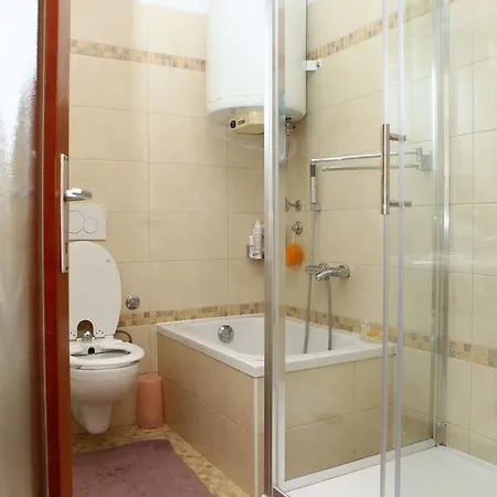Quarto em Acomodações Particulares Seaview Vilma Vt *